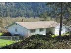 744 Southeast Edgewood Street, Winston, OR 97496