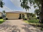 $5,500 - 4 Bedroom 2 Bathroom Lakefront Pool Home In Coral Springs with great