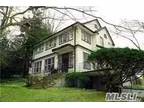 Rental Home, Colonial - Douglaston, NY 3-35 Forest Rd