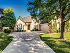 Single Family Residence, Traditional - Corinth, TX 2209 Woods Edge Ct