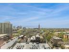 Condo For Sale In Chicago, Illinois