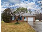 3-bedroom on quiet street 823 Hadley Rd