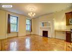 Flat For Rent In New York, New York