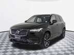 2021 Volvo XC90 T6 Momentum