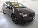 2022 Chrysler Pacifica Limited 39469 miles
