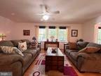 Home For Sale In Kents Store, Virginia