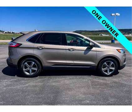 2020 Ford Edge SEL is a Gold 2020 Ford Edge SEL SUV in Spearfish SD