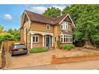 6 bedroom detached house for sale in Clarence Road, St Albans, AL1