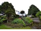 Back Lane, Queensbury 2 bed semi-detached bungalow for sale -