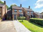 5 bedroom detached house for sale in Foxglove Way, Welwyn, AL6