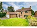 4 bedroom detached house for sale in Salisbury Avenue, Harpenden, Hertfordshire