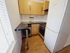 Fitzstephen Rd, Dagenham, RM8 2 bed flat to rent - £1,400 pcm (£323 pw)