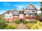 4 bedroom apartment for rent in St Helena`s Court, 40 Luton Rd, Harpenden