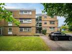 2 bedroom apartment for sale in Milton Road, Harpenden, Hertfordshire, AL5