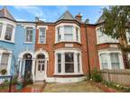 Shooters Hill Road, London, Greater. 3 bed flat - £2,300 pcm (£531 pw)