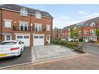 3 bedroom end of terrace house for sale in Middlewood Close, Solihull, B91