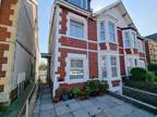 Eversley Road, Sketty, Swansea, City. 2 bed flat for sale -