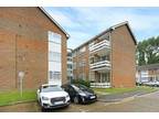 White House Drive, Stanmore 2 bed flat - £1,795 pcm (£414 pw)