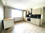 Upper Clapton Road, London E5 2 bed flat to rent - £1,900 pcm (£438 pw)