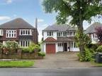 4 bedroom detached house for sale in Tamworth Road, Sutton Coldfield, B75