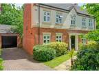 4 bedroom detached house for sale in Kingcup Close, Catshill, Bromsgrove