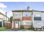 2 bedroom flat for sale in Oakleigh Crescent, Whetstone, N20