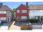 Pembury Avenue, Worcester Park, KT4 8BU 3 bed end of terrace house to rent -