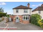3 bedroom detached house for sale in Maples Drive, Alcester, B49