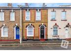 Berkley Road, Gravesend, Kent, DA12 2 bed terraced house for sale -
