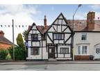 4 bedroom end of terrace house for sale in Henley Street, Alcester, B49