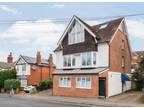 London Road, Sevenoaks, TN13 2 bed apartment for sale -