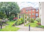 Roper Road, Canterbury, CT2 2 bed flat for sale -
