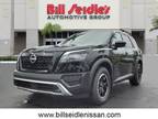 2024 Nissan Pathfinder Green