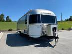 2024 Airstream International 27FB Twin