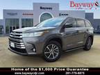 2018 Toyota Highlander Gray, 77K miles