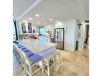 Condo For Sale In Sarasota, Florida