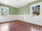Home For Sale In Greenacres, Washington
