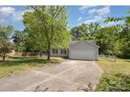 2114 Hedgelawn Dr, Charlotte, NC 28262 - MLS 4133116