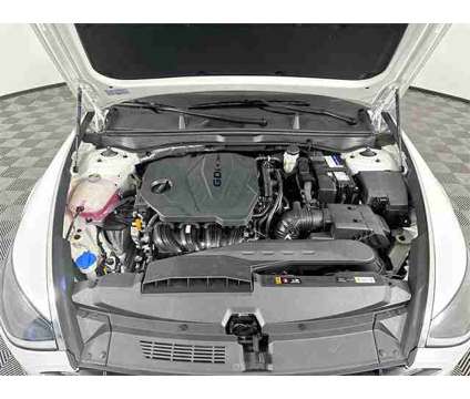 2022 Hyundai Sonata SE is a White 2022 Hyundai Sonata SE Sedan in Raynham MA