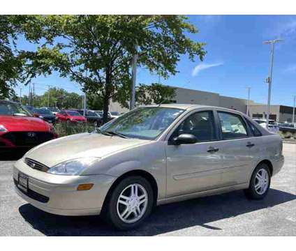 2001 Ford Focus SE is a 2001 Ford Focus SE Sedan in Palatine IL