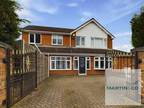 4 bedroom semi-detached house for sale in Springfield Road, Two Gates, B77