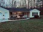 Home For Sale In Gloucester, Virginia
