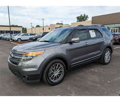 2013 Ford Explorer Limited is a Grey 2013 Ford Explorer Limited SUV in Memphis TN