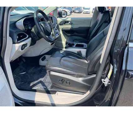2022 Chrysler Pacifica Touring L is a Black 2022 Chrysler Pacifica Touring Van in Fall River MA