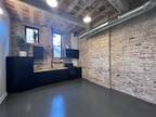 Unique Relaxed-Industrial Loft 2bed/1bath (In-Unit w/d Central AC) 1702 W 19th