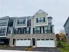 Townhouse, 2 Story or 2 Level - Upper St. Clair, PA 141 Laurel Place Ln