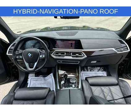 2023 BMW X5 xDrive45e is a Black 2023 BMW X5 3.0si SUV in Lincolnwood IL