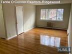 Flat For Rent In Bogota, New Jersey