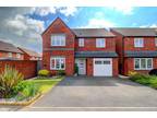 4 bedroom detached house for sale in Meadow Way, Tamworth, B79