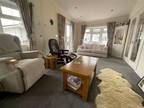 2 bed property for sale in The Oaks, SS11, Wickford